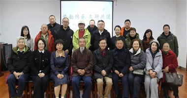 BEAT365英国官网艺术学院院长刘景森出席唐山陶瓷文化文献交流研讨会，共话瓷韵传承与创新发展